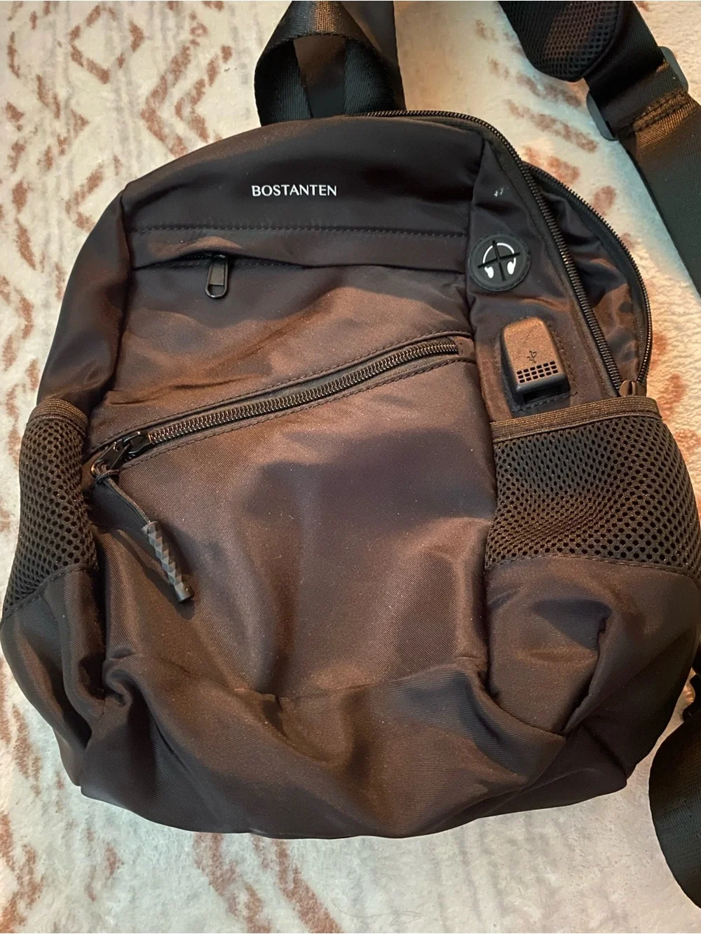 BOSTANTEN Black Sling Backpack – Crossbody Travel Bag